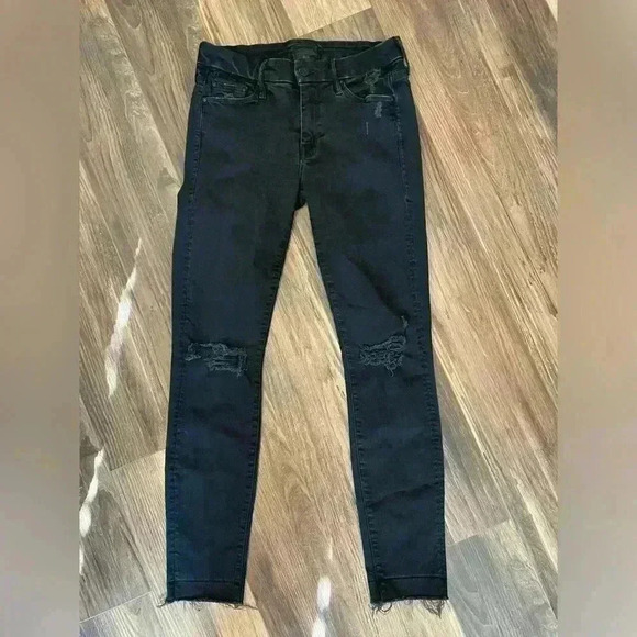 Mother Jeans Womens Size 26 Black The Looker Ankle‎ Fray Raw Hem Guilty as Sin - Picture 1 of 11